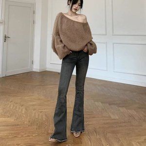 Low Waist Flared Jeans Raw Hem